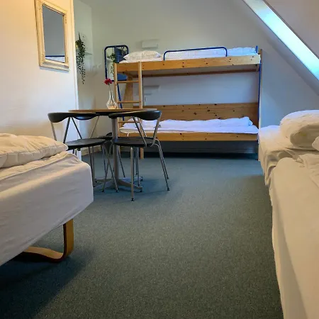 Kragsbjerggaard Hostel *