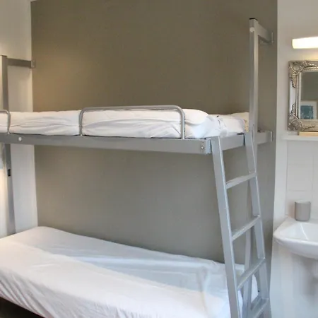 Kragsbjerggaard Albergue *