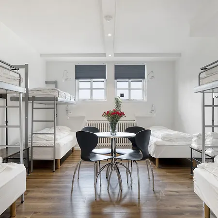 Kragsbjerggaard Hostal *