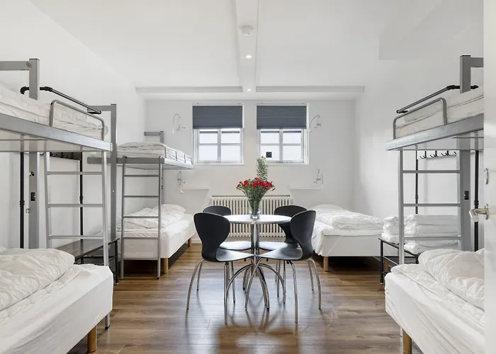 Kragsbjerggaard אכסניה *