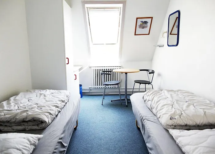 Kragsbjerggaard Hostel